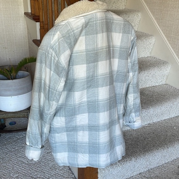 We The Free / Free People Woodlands Sherpa Flannel Plaid Cabin Jacket - Picture 7 of 11